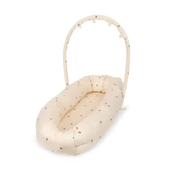 Clearance Konges Sløjd babynest med bøjle - cherry