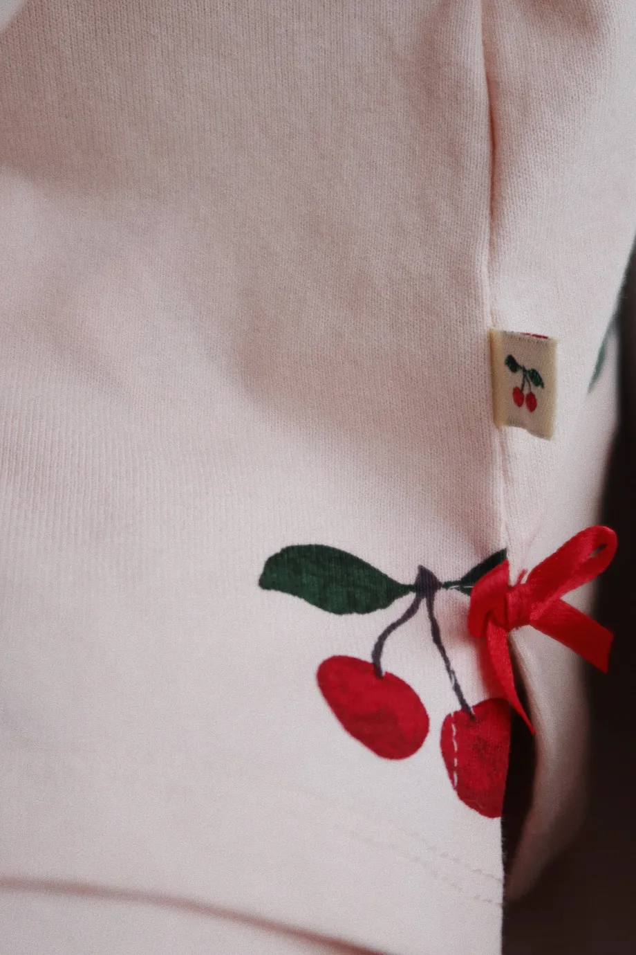 Store Konges Sløjd Drey bluse - MA GRANDE CERISE PEONY magrandecerisepeony