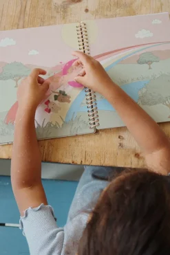 Store Konges Sløjd klistermærkebog - blush