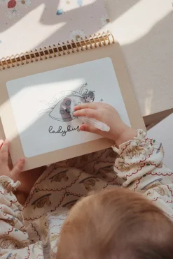 Flash Sale Konges Sløjd magic malebog - OFF WHITE offwhite