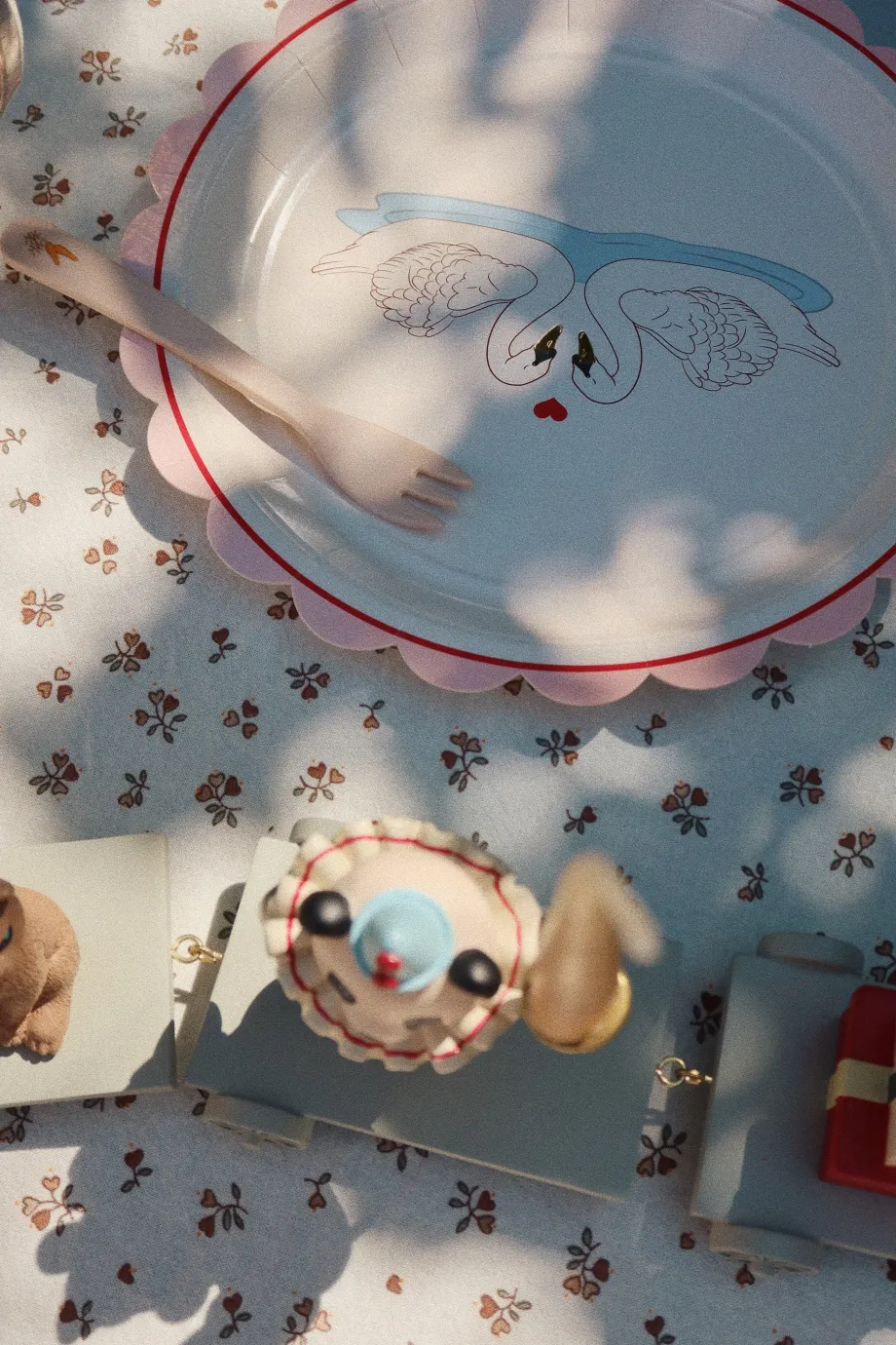 Fashion Konges Sløjd paptallerkner - swan