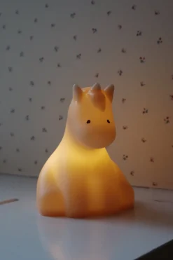 Fashion Konges Sløjd unicorn lampe - shell