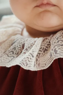 Online Konges Sløjd Venola romper - red dahlia reddahlia